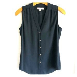 Banana Republic Sleeveless Button Down Tank